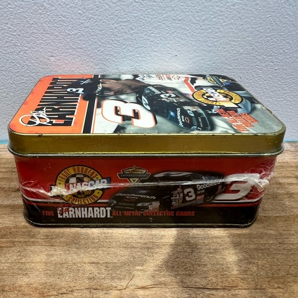Dale Earnhardt Metallic
Impressions NASCAR Metal
Collector 5 Card Set Never Open - Picture 5 of 10